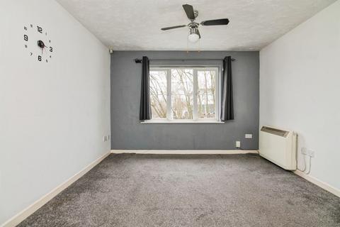 2 bedroom maisonette for sale, Eagle Lane, Tipton