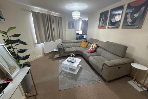 2 bedroom flat for sale, Highfield Road, Dudley