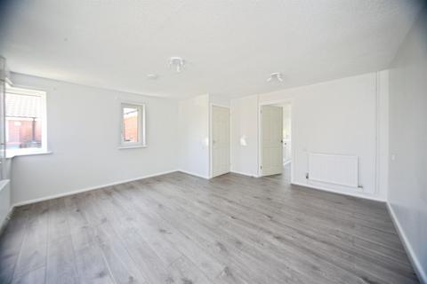 2 bedroom terraced bungalow for sale, New Woodfield Green, Dunstable