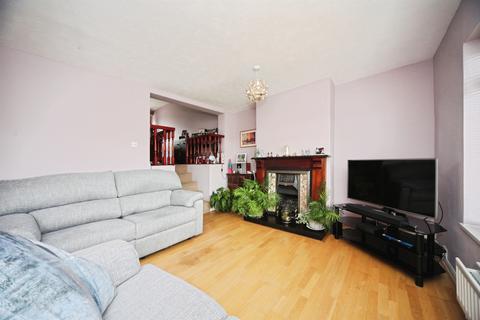 undefined, Bibshall Crescent, Dunstable