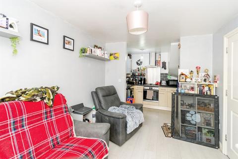 undefined, Blenheim Road, EASTLEIGH