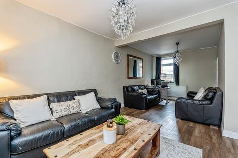 3 bedroom terraced house for sale, Desborough Road, Eastleigh