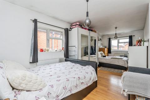 3 bedroom terraced house for sale, Desborough Road, Eastleigh