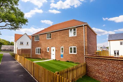 4 bedroom detached house for sale, Hoe Lane, North Baddesley, Southampton