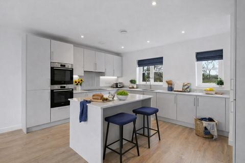 4 bedroom detached house for sale, Hoe Lane, North Baddesley, Southampton