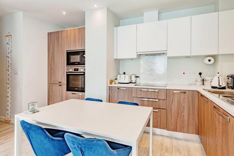 2 bedroom apartment for sale, Wood Street, East Grinstead