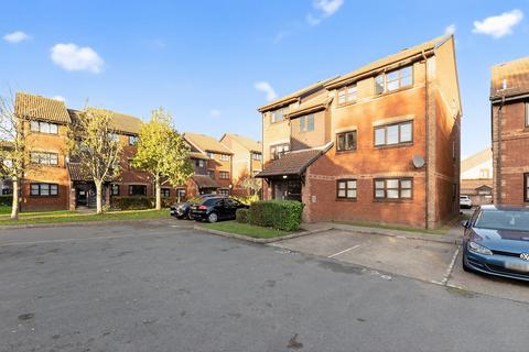 undefined, Lowry Crescent, Mitcham