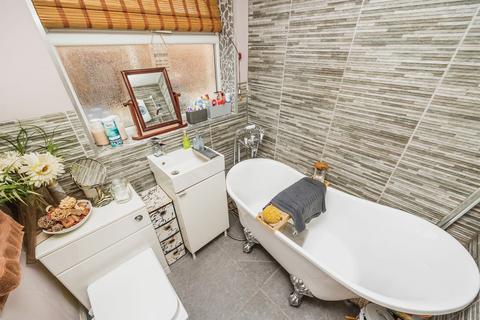 undefined, Thorntree Gardens, Eastwood, NOTTINGHAM