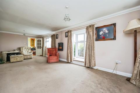 3 bedroom detached bungalow for sale, Rutland Road, Westwood, NOTTINGHAM