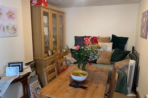 undefined, Burwood, Bow, Crediton
