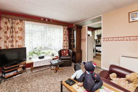 2 bedroom flat for sale, Coates Road, Exeter