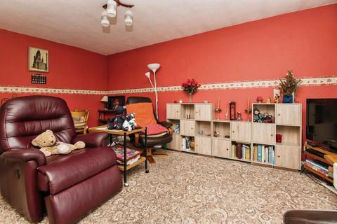 2 bedroom flat for sale, Coates Road, Exeter
