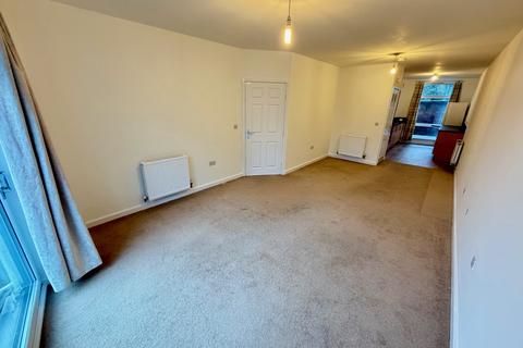 2 bedroom flat to rent, Nazareth Road, Nottingham, NG7