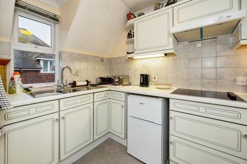 2 bedroom apartment for sale, Gange Mews, Faversham