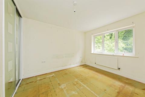 undefined, Finch Close, Faversham