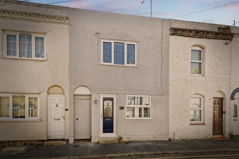 3 bedroom terraced house for sale, Westgate Road, Faversham