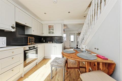 3 bedroom terraced house for sale, Westgate Road, Faversham