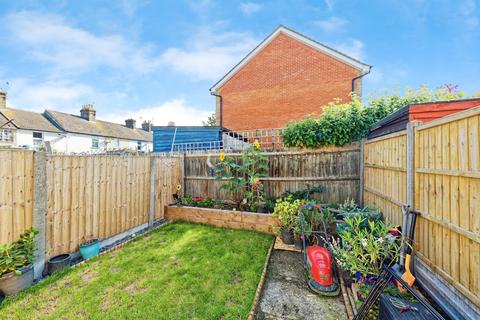 3 bedroom terraced house for sale, Westgate Road, Faversham