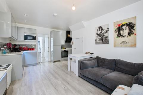 1 bedroom ground floor flat for sale, Dudsbury Road, West Parley, Ferndown