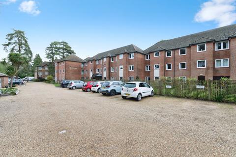 1 bedroom flat for sale, Glenmoor Road, West Parley, Ferndown