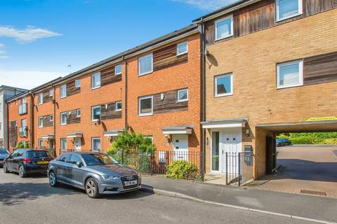 3 bedroom townhouse for sale, Brickstead Road, Hampton Centre, Peterborough