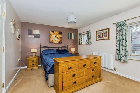 3 bedroom townhouse for sale, Brickstead Road, Hampton Centre, Peterborough