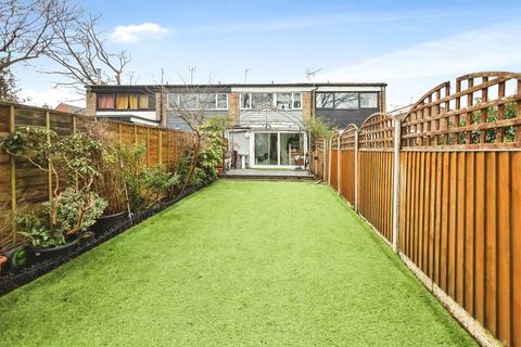 3 bedroom terraced house for sale, Springavon Croft, Harborne, Birmingham