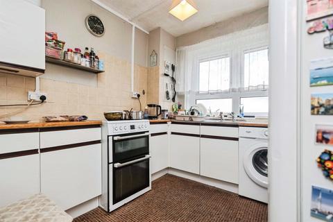 2 bedroom flat for sale, Field Lane, Bartley Green, Birmingham