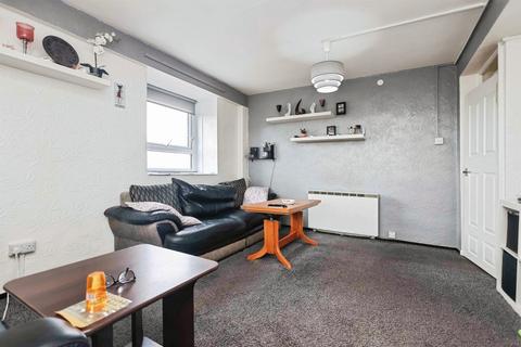 2 bedroom flat for sale, Field Lane, Bartley Green, Birmingham