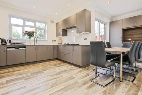 6 bedroom detached house for sale, Lordswood Road, Birmingham