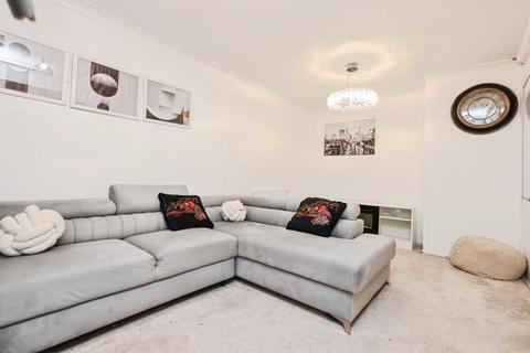 3 bedroom terraced house for sale, Middle Leasow, Quinton, Birmingham