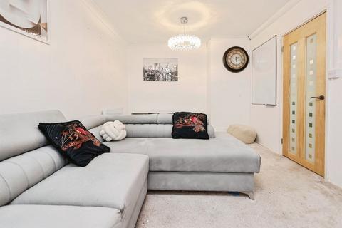 3 bedroom terraced house for sale, Middle Leasow, Quinton, Birmingham