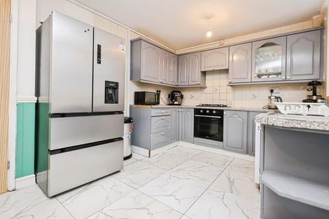 3 bedroom terraced house for sale, Middle Leasow, Quinton, Birmingham