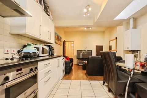 6 bedroom terraced house for sale, Dawlish Road, Selly Oak, Birmingham