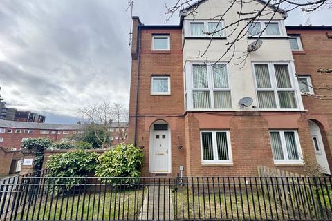 undefined, Alfred Mews, Liverpool, L1