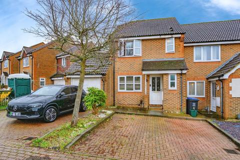 3 bedroom end of terrace house for sale, Denbigh Close, Hemel Hempstead
