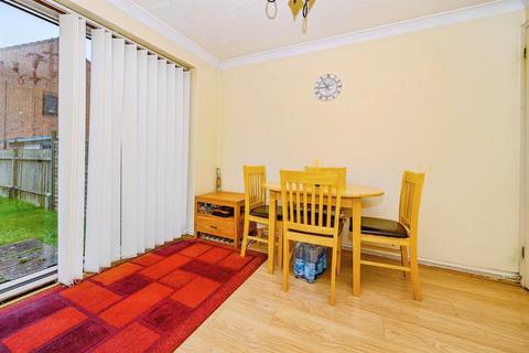 3 bedroom end of terrace house for sale, Denbigh Close, Hemel Hempstead
