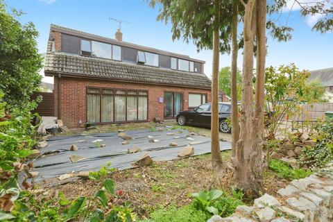 3 bedroom detached house for sale, Leicester Road, Sapcote, Leicester
