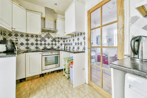 2 bedroom terraced house for sale, Heathfield Road, Hitchin