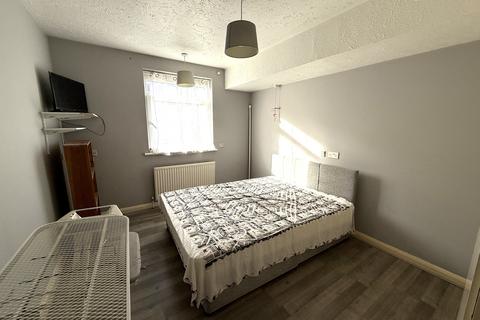 1 bedroom retirement property for sale, The Martins, 8-18 Preston Road, Middx, HA9