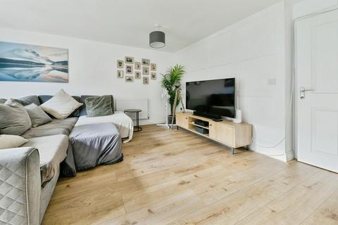3 bedroom semi-detached house for sale, Belpaire Close, Lower Stondon, Henlow