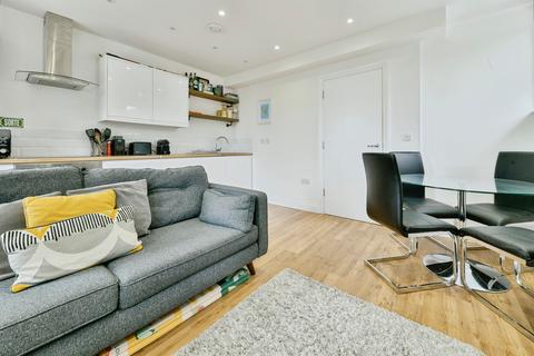 2 bedroom flat for sale, Old Park Road, Hitchin