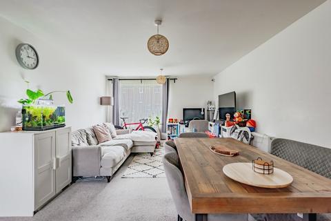 3 bedroom ground floor flat for sale, Flowers Road, Horley