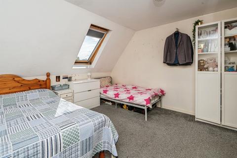 undefined, Massetts Road, Horley