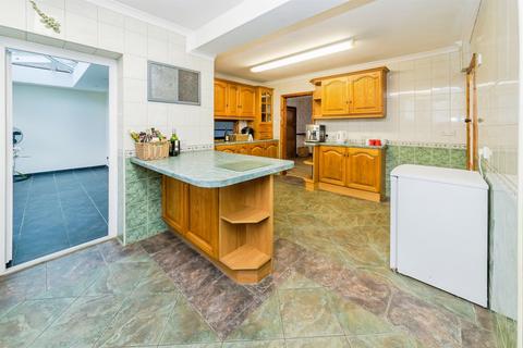 undefined, Careys Wood, Smallfield, Horley
