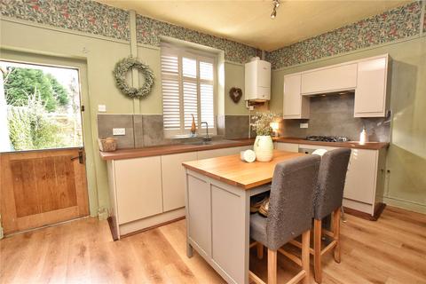 2 bedroom terraced house for sale, Queen Street, Hadfield, Glossop, Derbyshire, SK13
