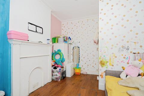 1 bedroom ground floor flat for sale, Sherwood Road, Harrow