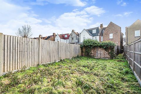 2 bedroom maisonette for sale, Welldon Crescent, Harrow