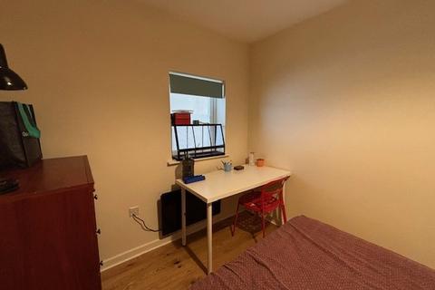 2 bedroom flat to rent, Knight Court, Bristol, BS16