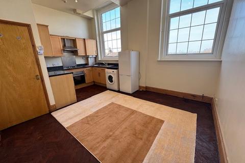 2 bedroom flat to rent, The Old Post Office, Bristol, BS16